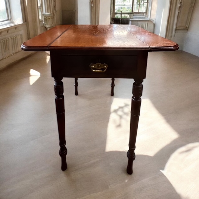 Antique Pembroke Drop Leaf Table With Drawer (Undressed) - Image 3